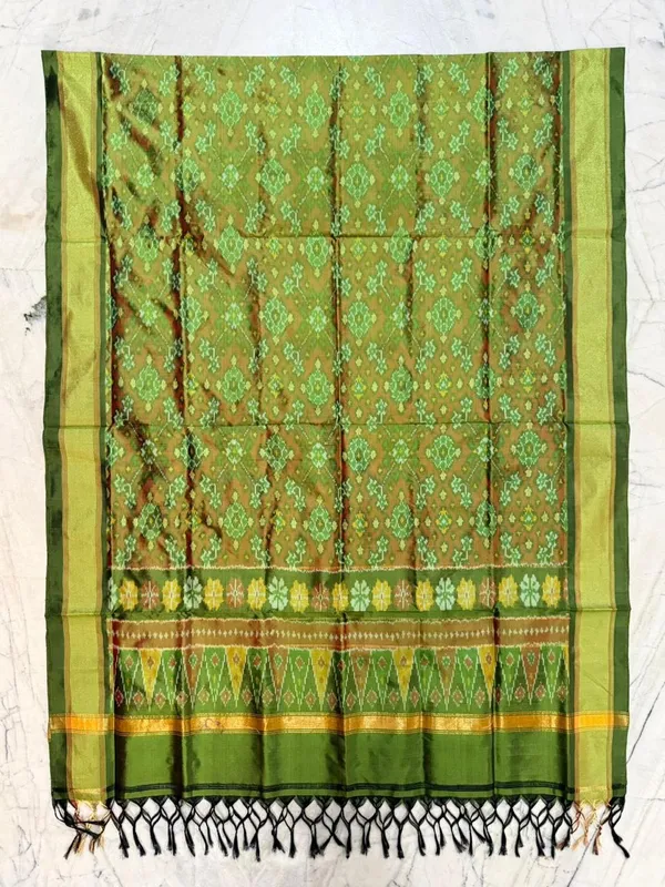 Multicolor_Pure_Silk_Dupatta_For_Women