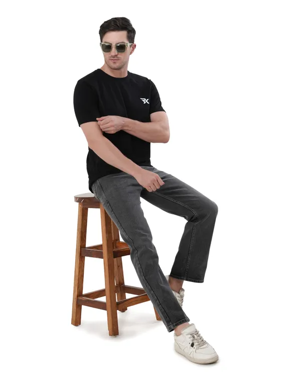 Black_Cotton_Round_Neck_T-Shirt_For_Men
