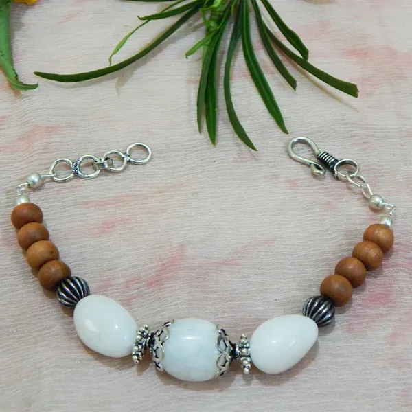 White_Agate_Tumble_Sandal_Wood_Bracelet_For_Crown_Chakra_Women