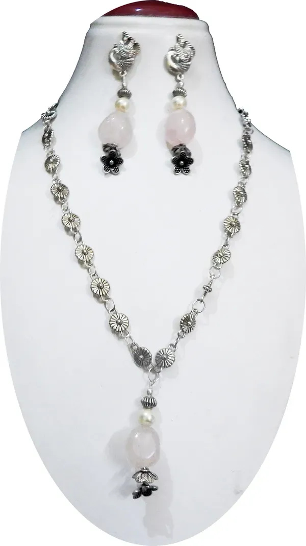 Pink_Gemstone_Rose_Quartz_Tumble_Siver_Chain_Necklace_For_Women