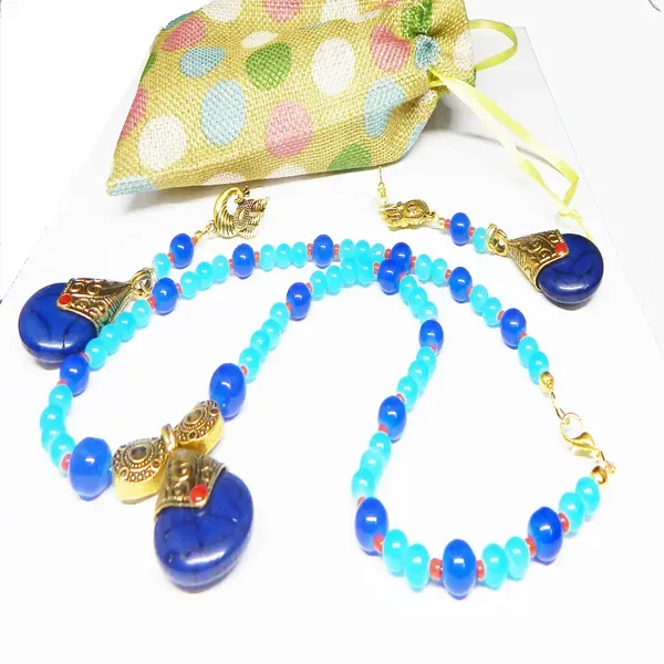 Blue_Glass_Fancy_Beads_With_Resin_Pendant_Necklace_For_Women