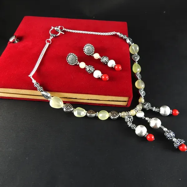 Multicolor_Gemstone_Tumble_Metal_Beads_Fancy_Necklace_For_Women