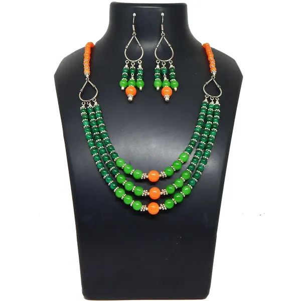 Green_Glass_Beads_Fancy_Necklace_For_Women