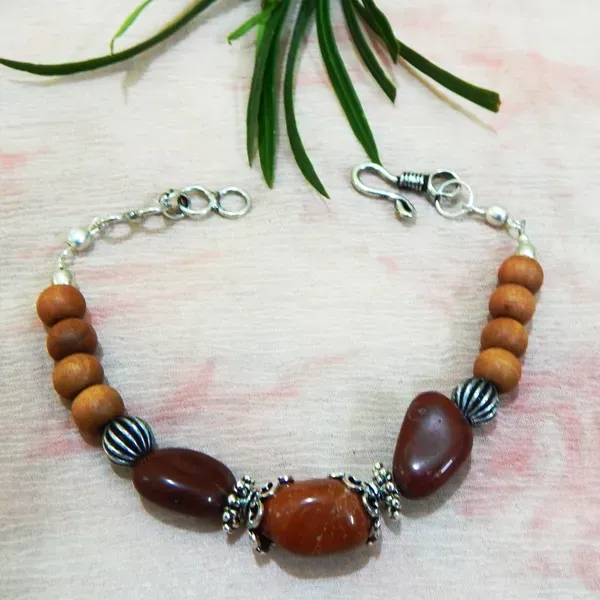 Red_Jasper_White_Sandal_Wood_Bracelet_For_Root_Chakra_Women