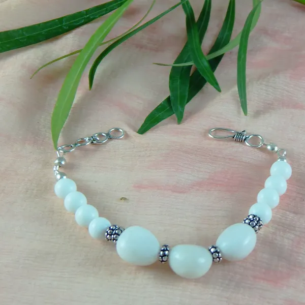 White_Gemstone_Agate_Crown_Chakra_Bracelet_For_Women