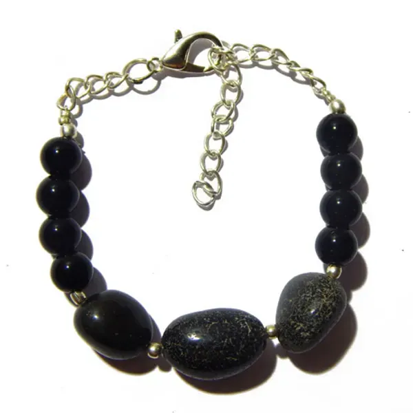 Black_Gemstone_Agate_Root_Chakra_Bracelet_For_Women
