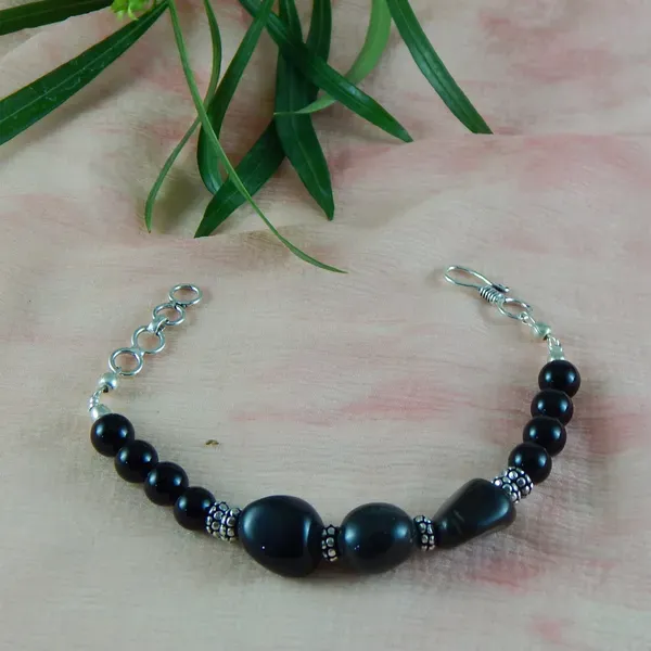 Black_Gemstone_Agate_Root_Chakra_Bracelet_For_Women