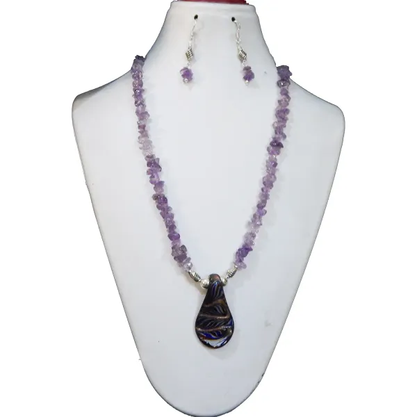 Purple_Gem_Stone_Amethist_Chips_With_Glass_Pendant_Neclace_For_Women