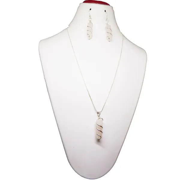 Pink_Gemstone_Rose_Quartz_Pencil_Cut_Pendant_Necklace_For_Women