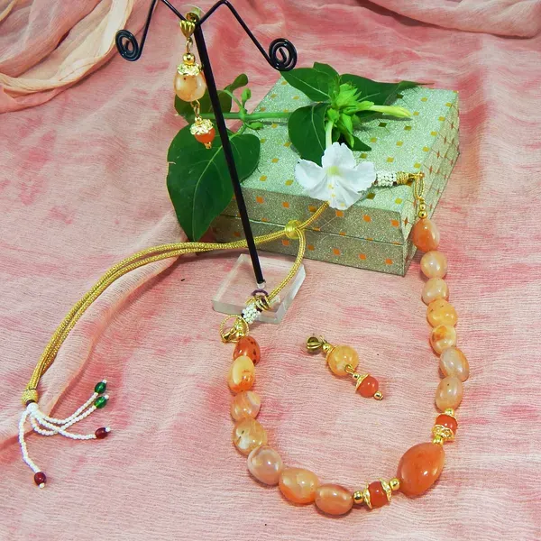 Orange_Gemstone_Carnelian_Tumble_Beads_Necklace_For_Women