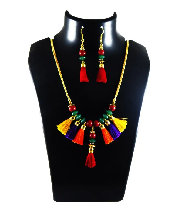 Multicolor_Glass_Beads_Tassel_Necklace_For_Women