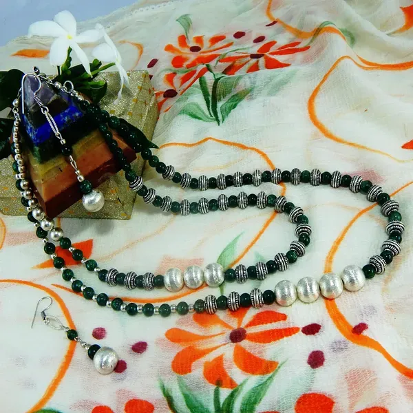 Green_Gemstone_Green_Aventurine_Metal_Beads_Necklace_For_Women