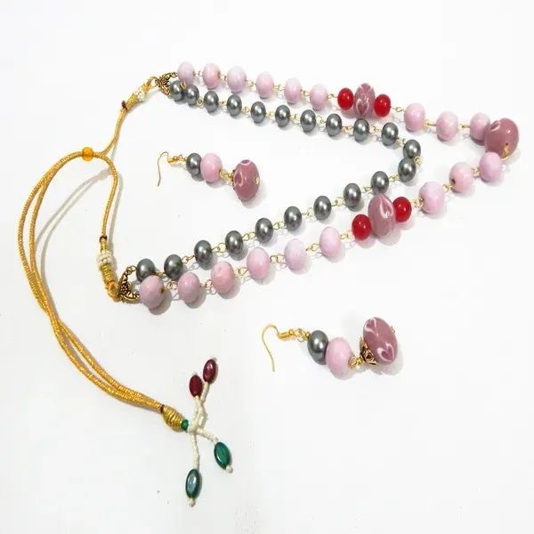 Pink_Plain_Glass_Beads_And_Synthetic_Black_Pearl_Fancy_Necklace_For_Women