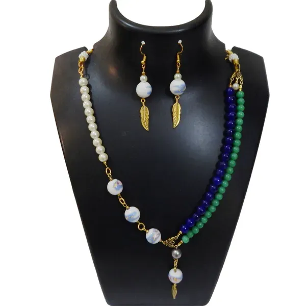 Multicolor_Glass_Beads_Fancy_Necklace_For_Women