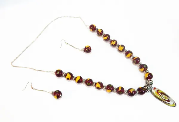 Multicolor_Fancy_Glass_Pendant_With_Lampwk_Beads_Necklace_For_Women