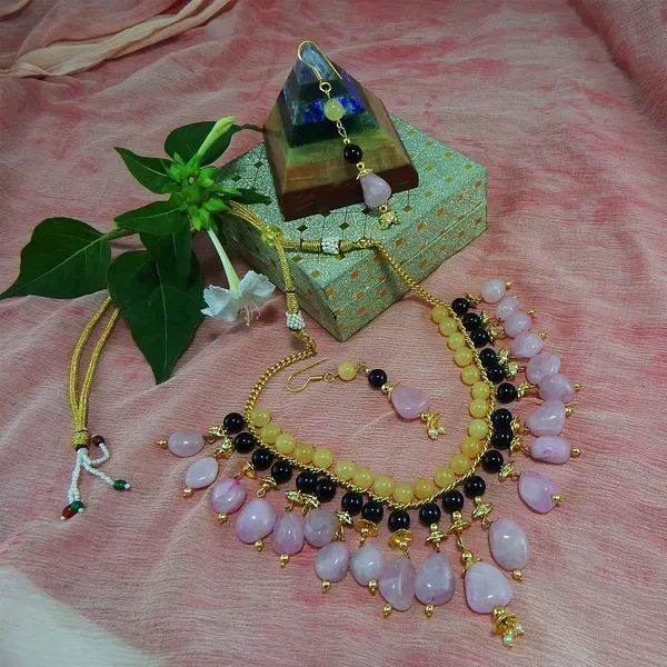 Pink_Gemstone_Rose_Quartz_Tumble_Stone_Beads_Necklace_For_Women