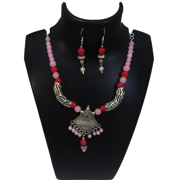 Pink_Glass_Beads_Metal_Pendant_Choker_Necklace_For_Women