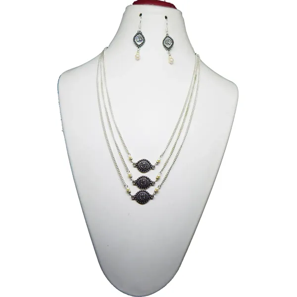 Silver_Multi_Lines_Metal_Chain_With_Small_Charms_Necklace_For_Women