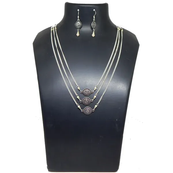 Silver_Multi_Lines_Metal_Chain_With_Small_Charms_Necklace_For_Women