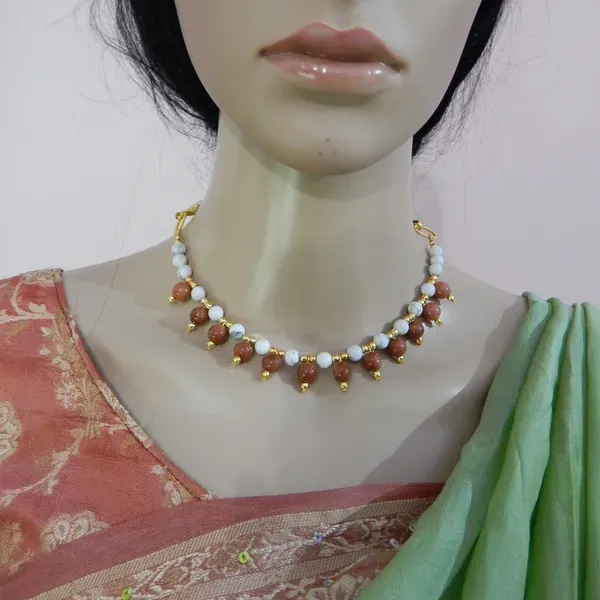 Gold_Gemstone_Howlite_Goldstone_Choker_Necklace_For_Women