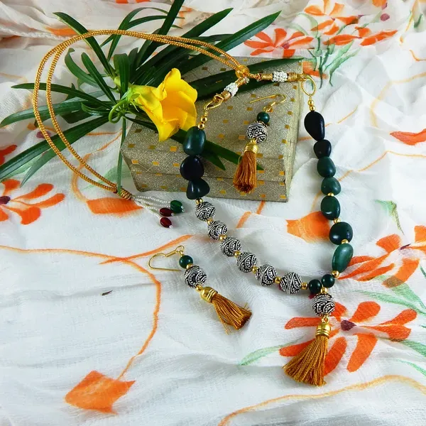 Green_Gems_Tumble_Green_Aventurine_Metal_Beads_Necklace_For_Women
