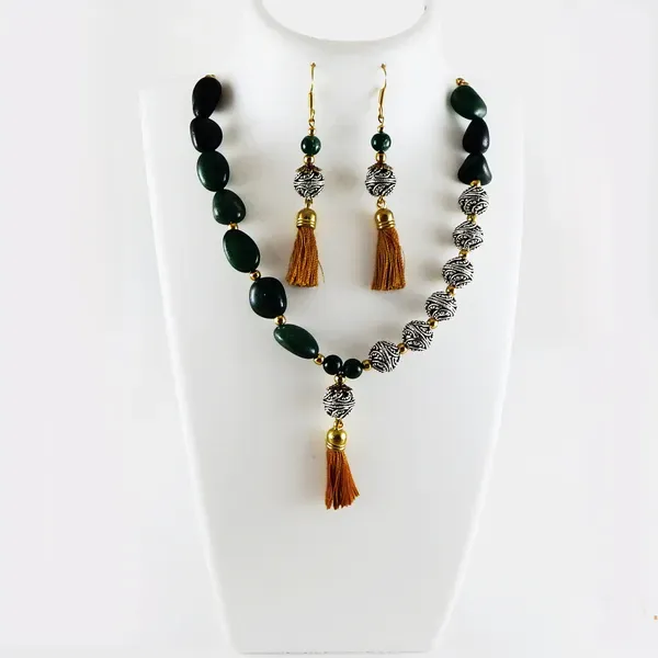 Green_Gems_Tumble_Green_Aventurine_Metal_Beads_Necklace_For_Women