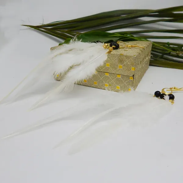 White_Glass_Beads_Bird_Feather_Hook_Earrings_For_Girls