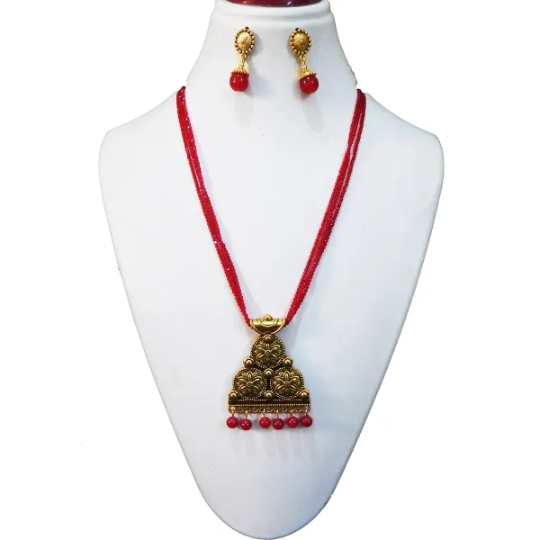 Red_Crystal_With_Metal_Pendant_Necklace_For_Women
