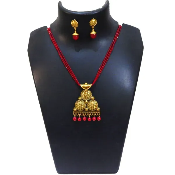 Red_Crystal_With_Metal_Pendant_Necklace_For_Women