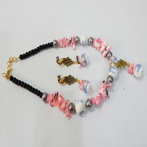 Pink_Fancy_Beaded_Necklace_For_Women