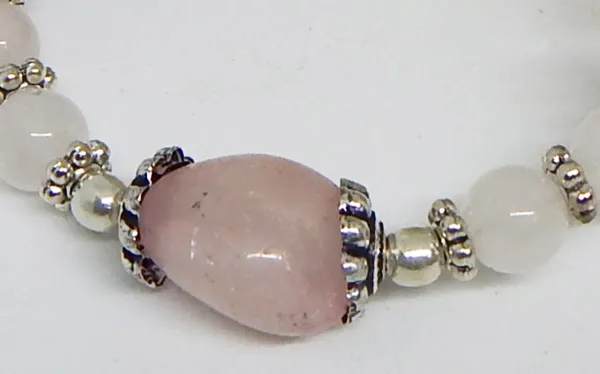 Light_Pink_Gemstone_Rose_Quartz_Rudraksha_Beads_Bracelet_For_Women