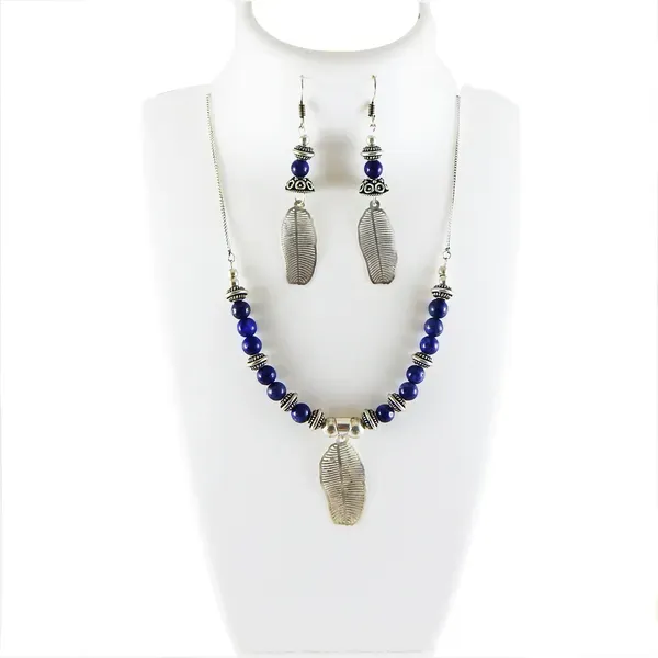 Blue_Gemstone_Lapis_Lazuli_Beads_Silver_Pendant_Necklace_For_Women