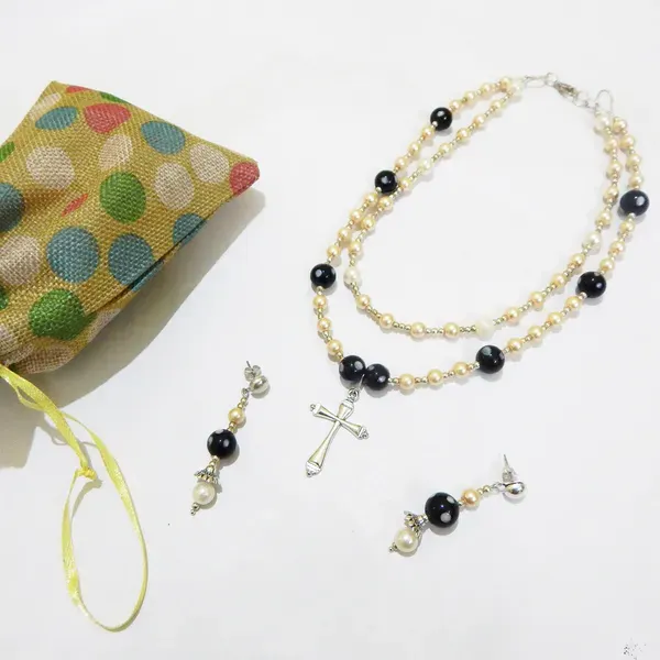 Multicolor_Synthetic_Pearl_Glass_Beads_Necklace_For_Women