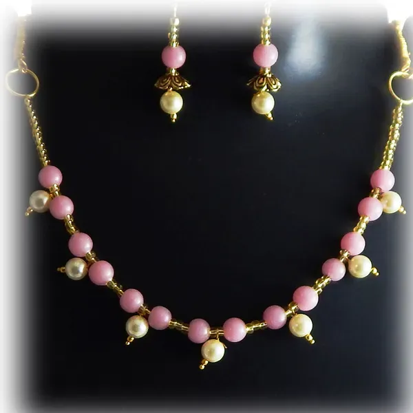 Pink_Plain_Glass_Beads_Synthetic_Pearl_Choker_Necklace_For_Women