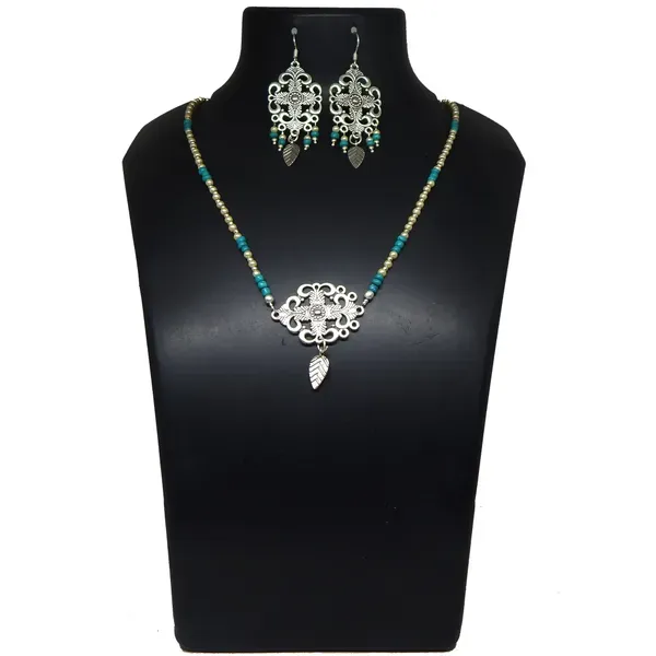 Multicolor_Synthetic_Seed_Pearl_Necklace_For_Women
