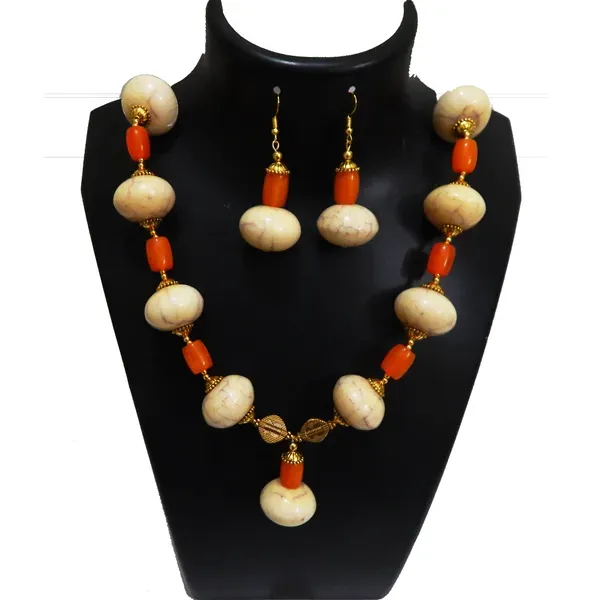 Multicolor_Resin_Beaded_Fancy_Necklace_For_Women
