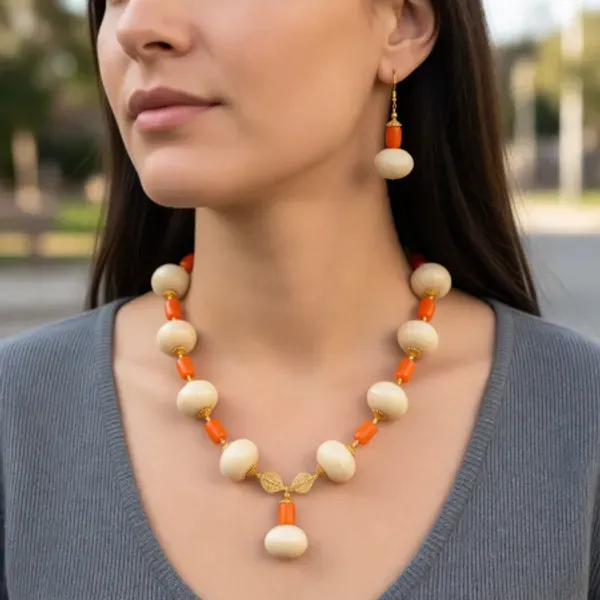 Multicolor_Resin_Beaded_Fancy_Necklace_For_Women