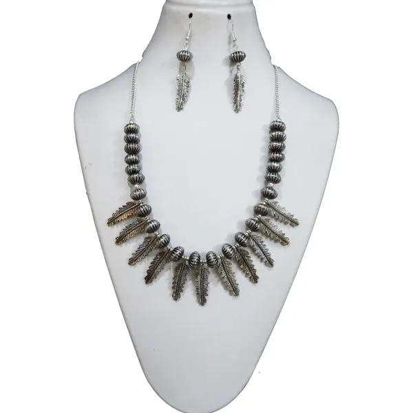 Silver_Metal_Beads_With_Chain_Fancy_Necklace_For_Women
