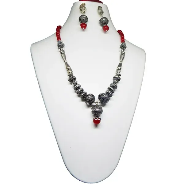 Silver_Metal_Beads_Necklace_For_Women
