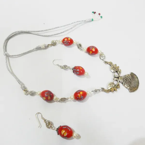 Red_Fancy_Lampwork_Beads_With_Metal_Pendant_Necklace_For_Women