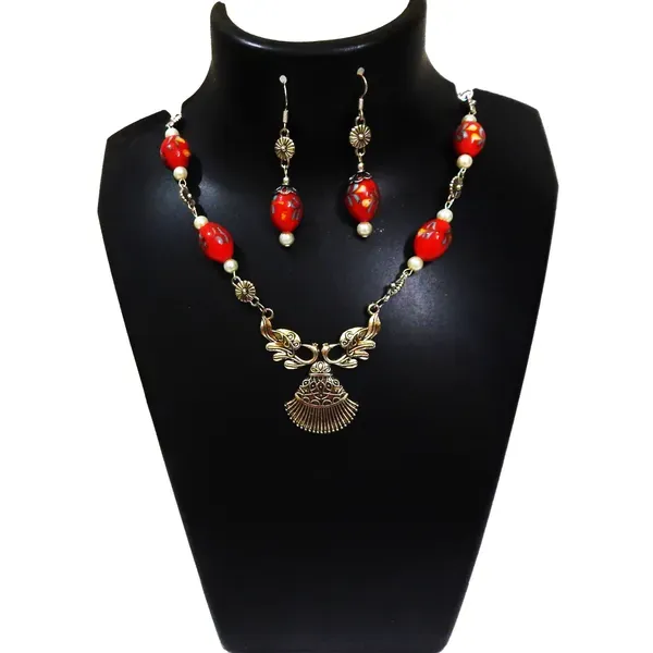 Red_Fancy_Lampwork_Beads_With_Metal_Pendant_Necklace_For_Women