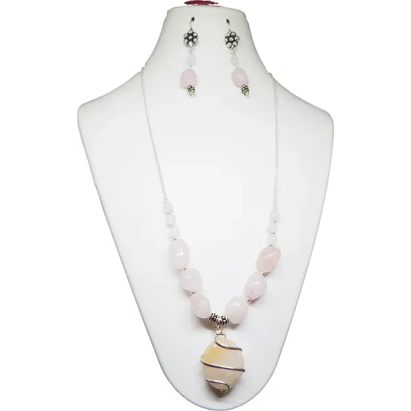 Pink_Gemstone_Rose_Quartz_Beads_Pendant_Necklace_For_Women