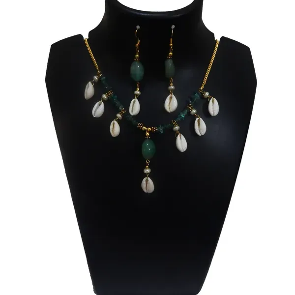 Green_Gem_Stone_Aventurine_Chips_Seashell_Necklace_For_Women
