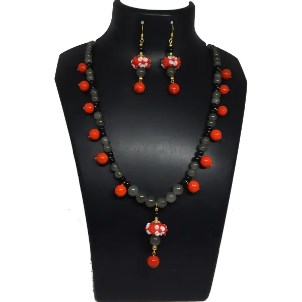 Multicolor_Glass_Beads_Fancy_Necklace_For_Women
