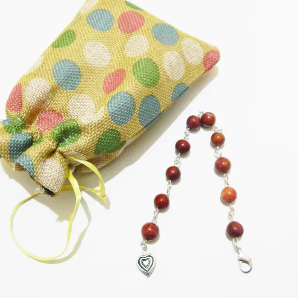 Maroon_Gemstone_Red_Jasper_With_Charms_Bracelet_For_Women