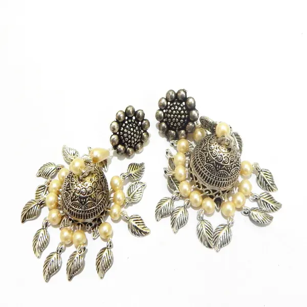 Silver_Tone_Metal_Jhumka_Earrings_For_Women