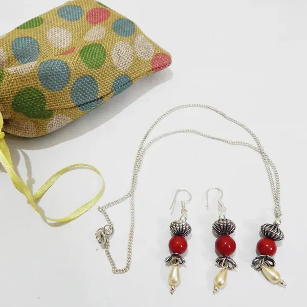 Red_Metal_Chain_With_Small_Bead_Pendant_Jewelry_For_Women