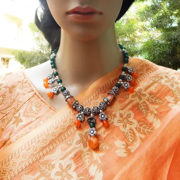 Green_Gemstone_Tumble_2_Color_Stone_Beads_Necklace_For_Women