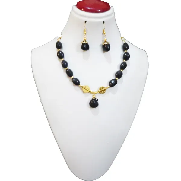 Black_Gemstone_Agate_Tumble_For_Root_Chakra_Choker_Necklace_Women