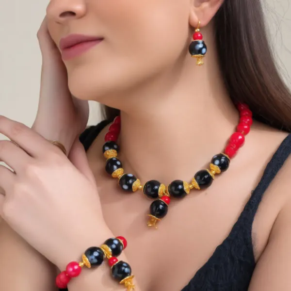 Multicolor_Glass_Beads_Fancy_Necklace_For_Women